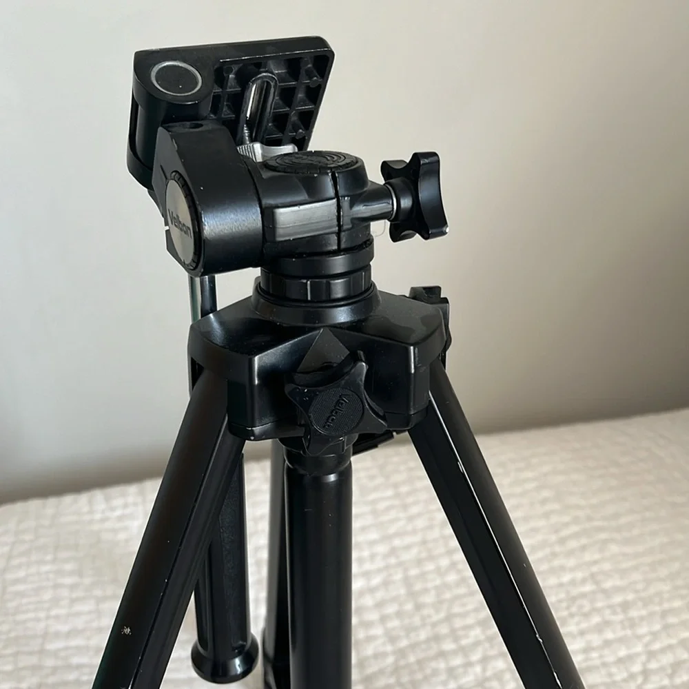 Velbon tripod